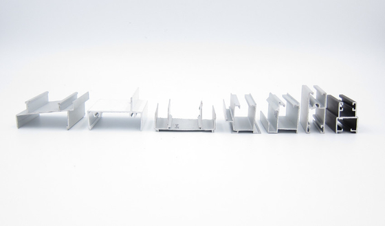 การอัดขึ้นรูปอลูมิเนียมโปรไฟล์ OEM 6063 Alu สำหรับหน้าต่างบานเลื่อนเอกวาดอร์