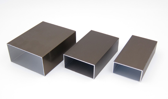 มิลล์เสร็จสิ้น 40x40 โปรไฟล์การอัดขึ้นรูปอลูมิเนียมท่อสี่เหลี่ยมป้องกันการกัดกร่อน