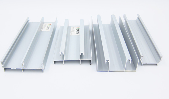 โปรไฟล์หน้าต่างอลูมิเนียม Plata T5 สีเงิน