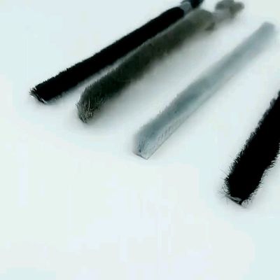 ราคาดี ประตู PVC ที่ปรับแต่งได้ Weatherstrip PD ซีลกันเสียงด้านล่าง ออนไลน์